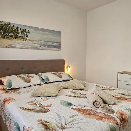 Apartamento Nika *
