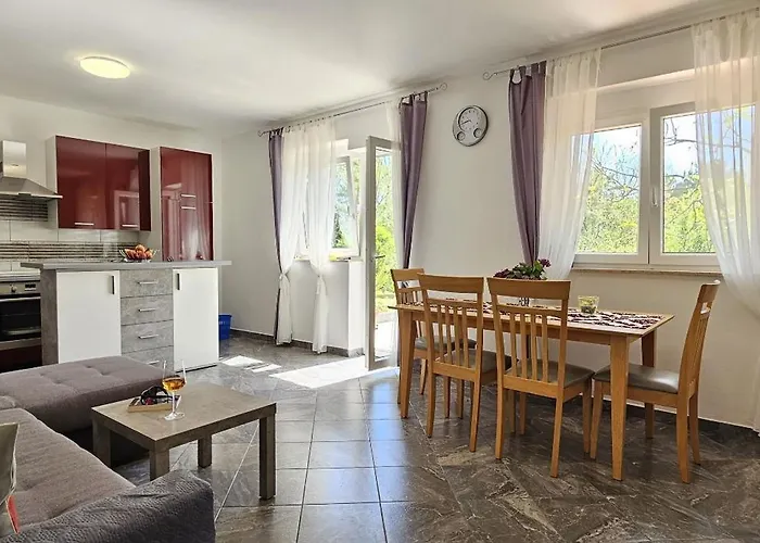 Nika Apartment Šilo